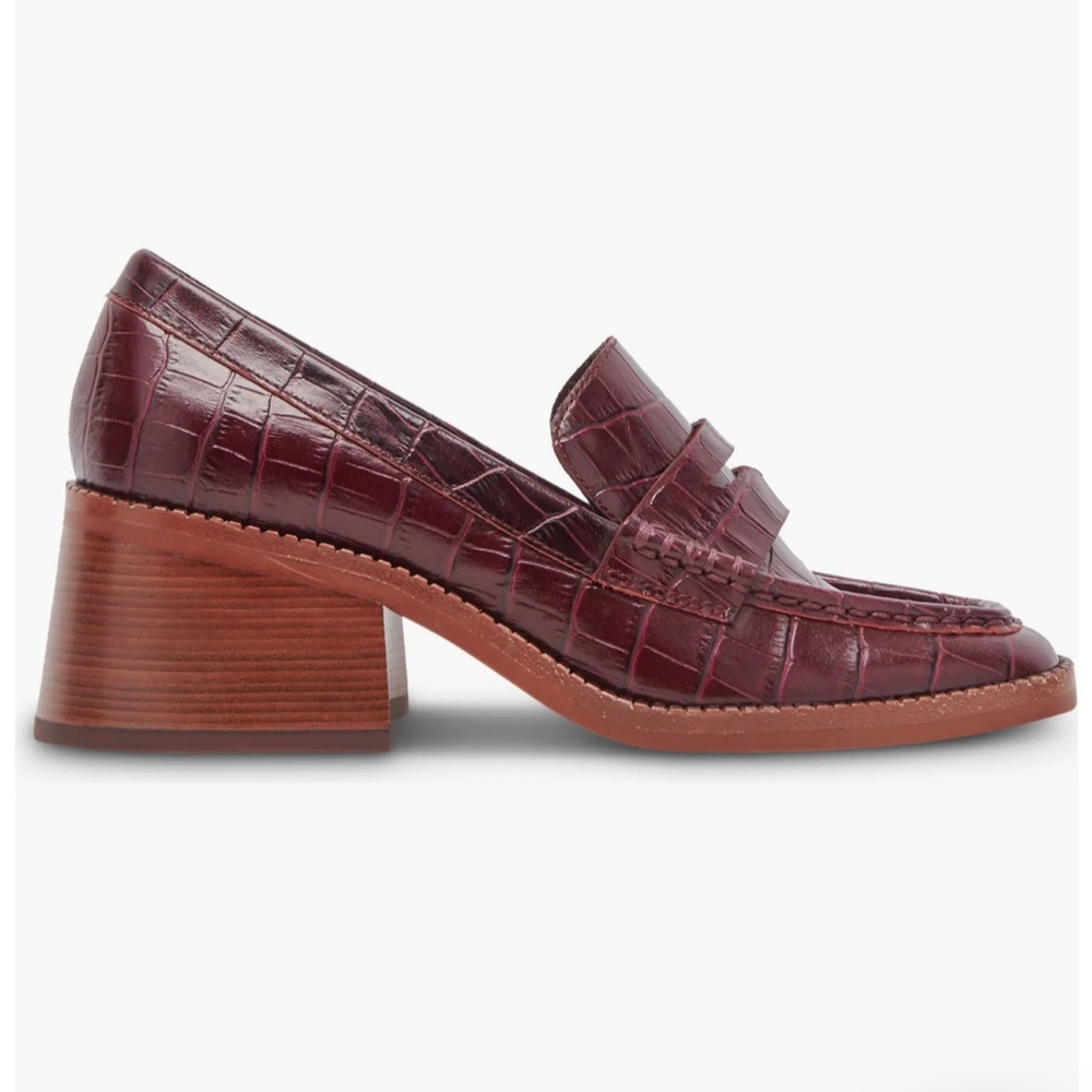 Dolce Vita Talie Loafer Pump NWT Cabernet Embossed Leather Shoe